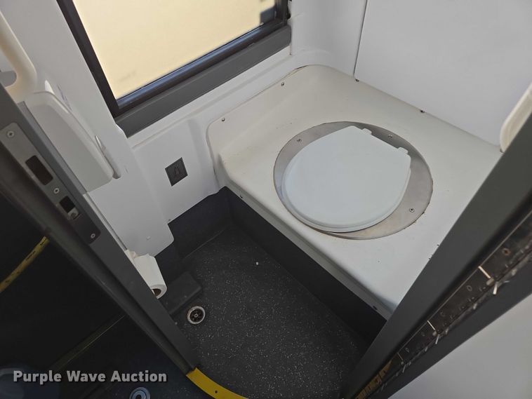 image for item EB1268 2009 Van Hool C2045 coach bus