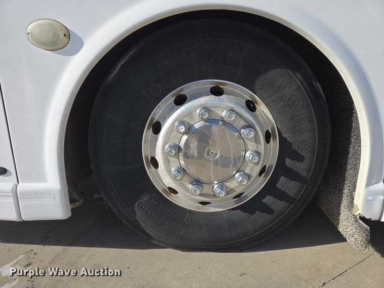 image for item EB1268 2009 Van Hool C2045 coach bus