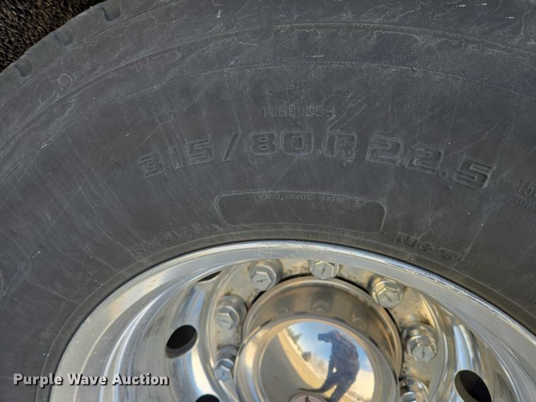 image for item EB1268 2009 Van Hool C2045 coach bus