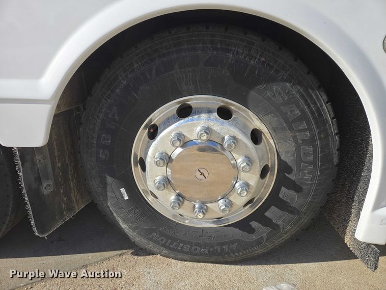 image for item EB1268 2009 Van Hool C2045 coach bus