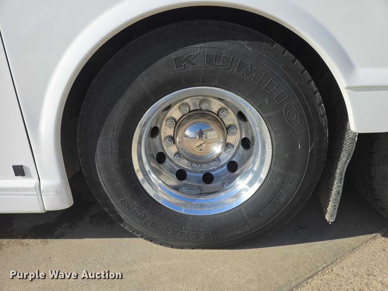 image for item EB1268 2009 Van Hool C2045 coach bus