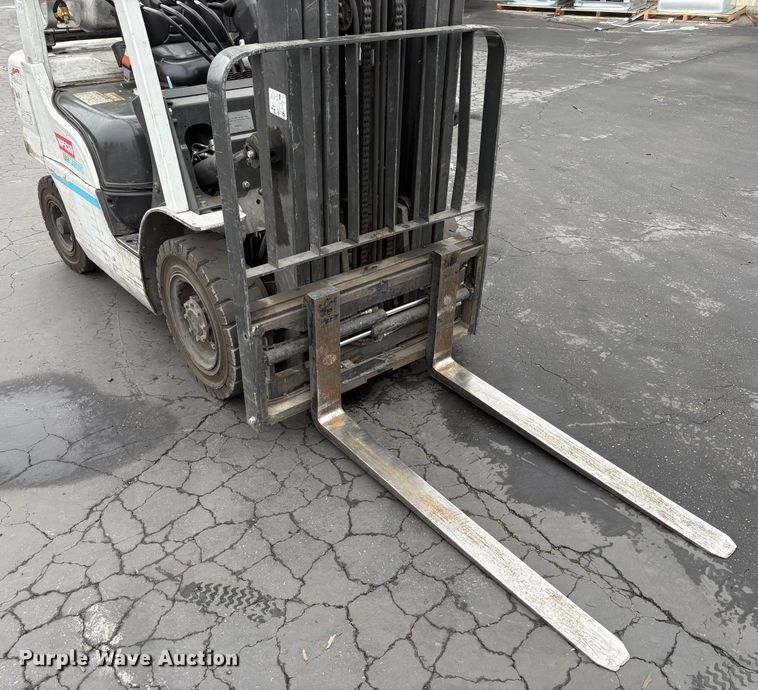image for item EC8209 2017 UniCarriers PF50 forklift
