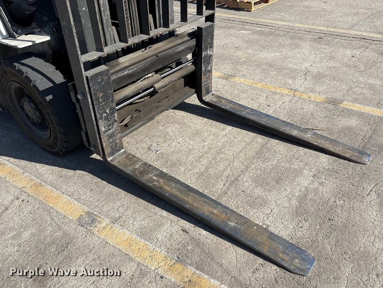 image for item EC8224 2017 UniCarriers PF50 forklift