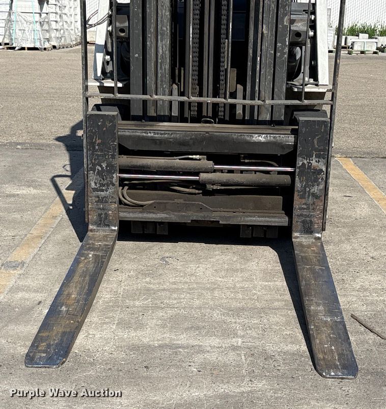 image for item EC8224 2017 UniCarriers PF50 forklift