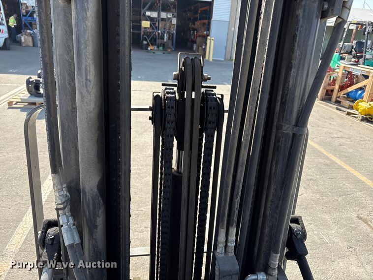 image for item EC8224 2017 UniCarriers PF50 forklift