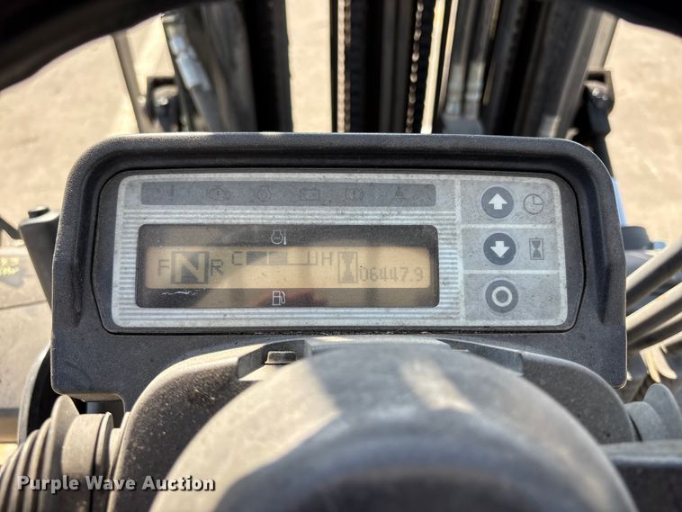 image for item EC8224 2017 UniCarriers PF50 forklift