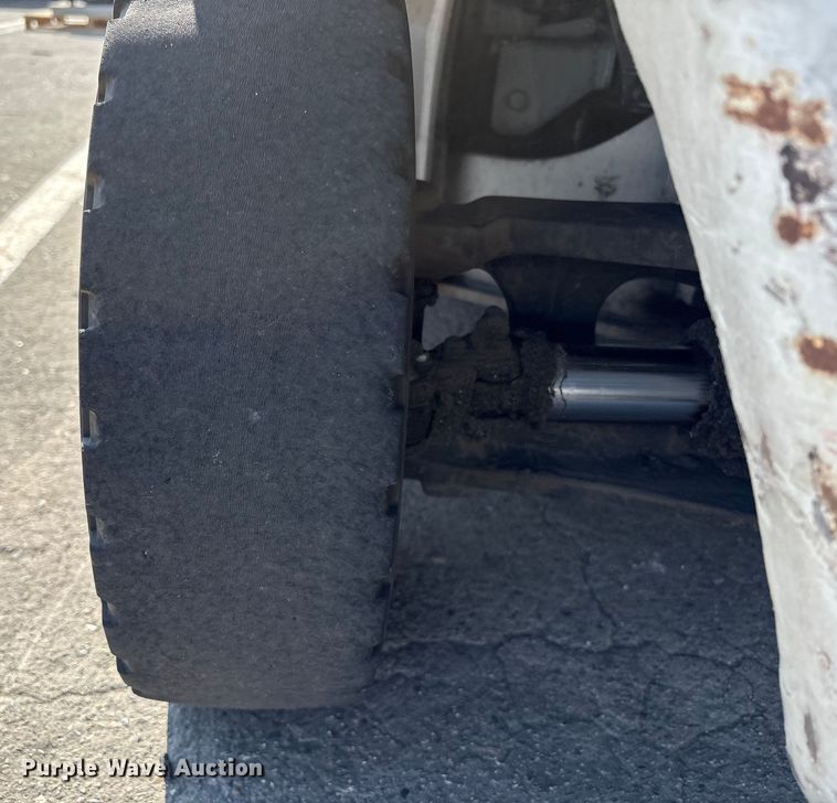 image for item EC8224 2017 UniCarriers PF50 forklift