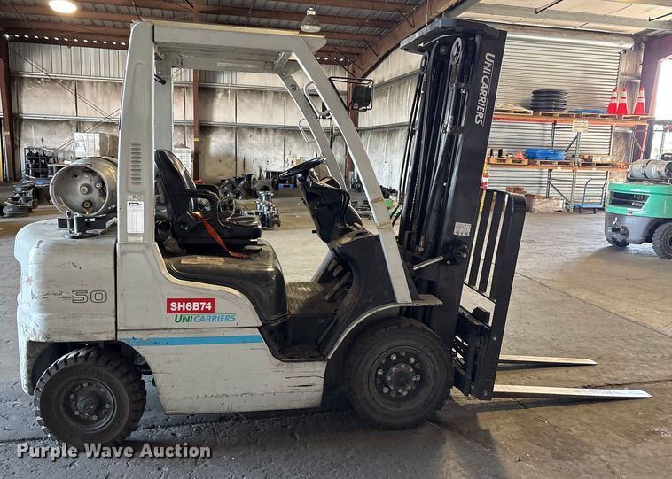 image for item EC8225 2017 UniCarriers PF50 forklift