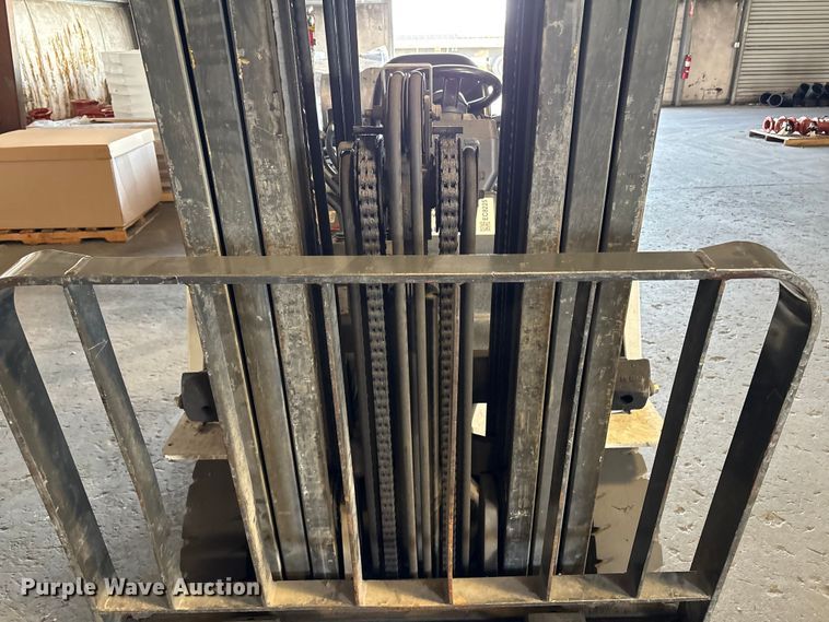 image for item EC8225 2017 UniCarriers PF50 forklift