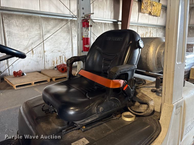 image for item EC8225 2017 UniCarriers PF50 forklift