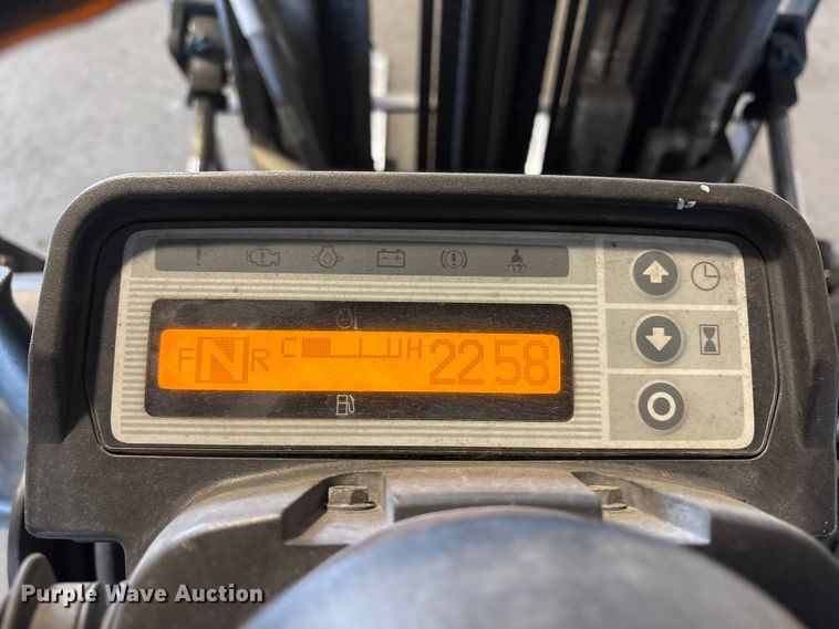 image for item EC8225 2017 UniCarriers PF50 forklift