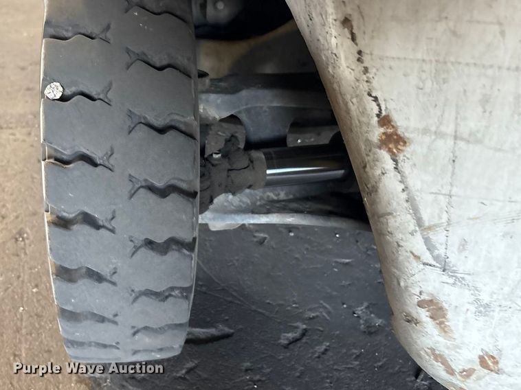 image for item EC8225 2017 UniCarriers PF50 forklift