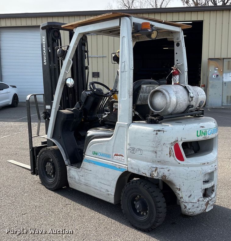 image for item EC8226 2017 UniCarriers PF50 forklift