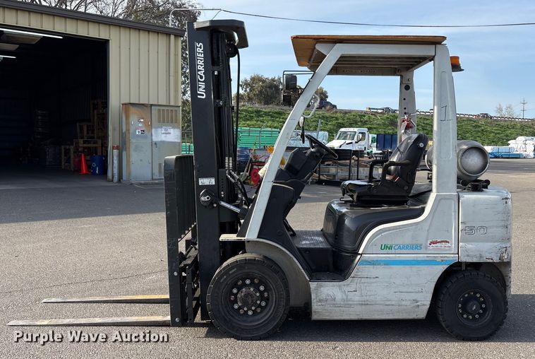 image for item EC8226 2017 UniCarriers PF50 forklift