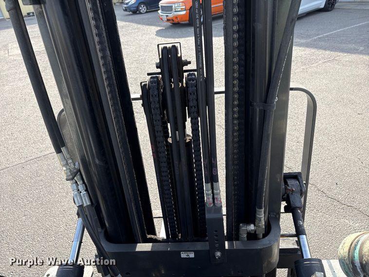 image for item EC8226 2017 UniCarriers PF50 forklift