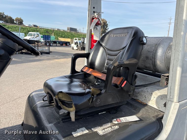 image for item EC8226 2017 UniCarriers PF50 forklift