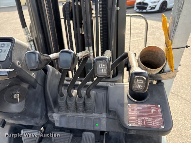 image for item EC8226 2017 UniCarriers PF50 forklift