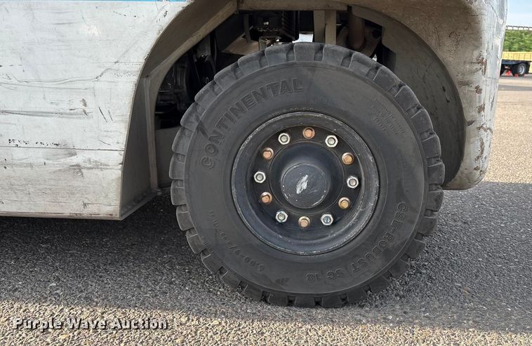 image for item EC8226 2017 UniCarriers PF50 forklift