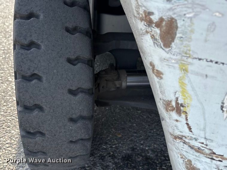 image for item EC8226 2017 UniCarriers PF50 forklift