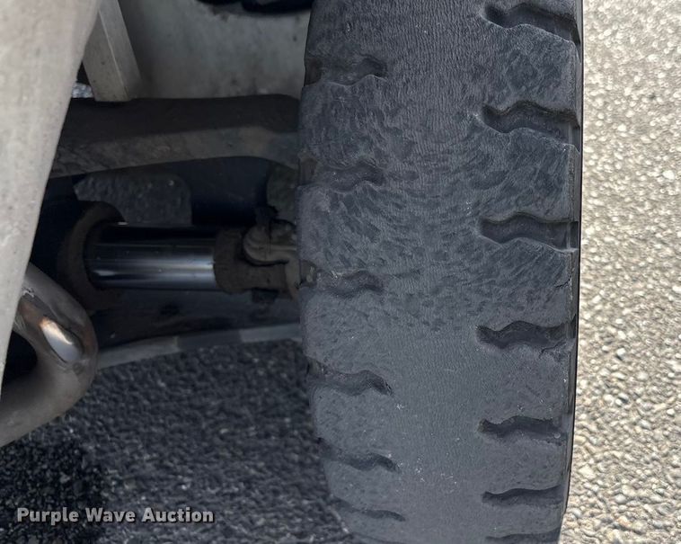 image for item EC8226 2017 UniCarriers PF50 forklift