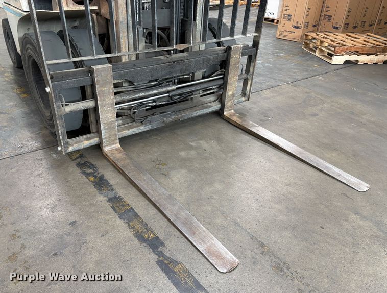 image for item EC8228 2015 Nissan PF100YLP forklift