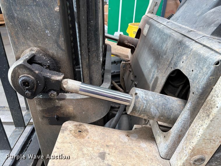 image for item EC8228 2015 Nissan PF100YLP forklift