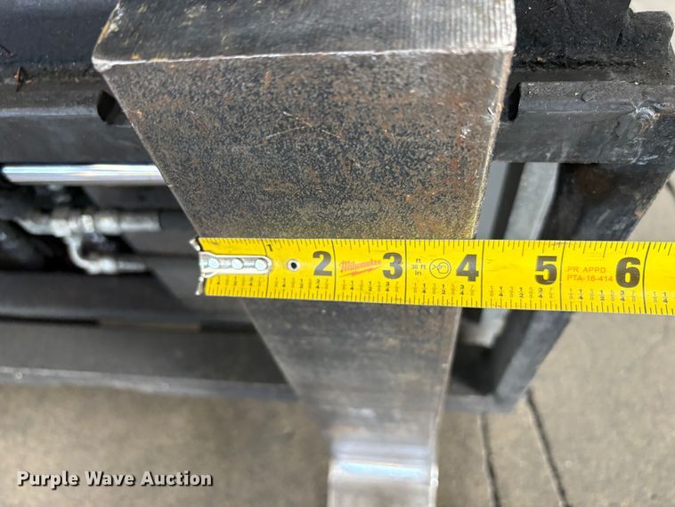 image for item EC8229 2015 Nissan PF30LP forklift