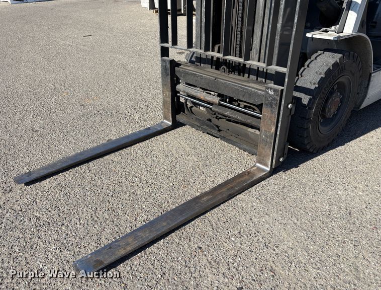 image for item EC8232 2018 UniCarriers PF50 forklift