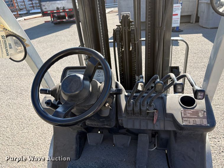 image for item EC8232 2018 UniCarriers PF50 forklift