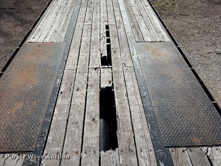 image for item ED2208 2019 Texas Pride FT840524KGN equipment trailer