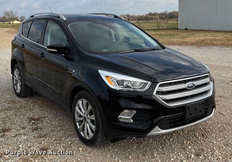 image for item ED2400 2017 Ford Escape SUV