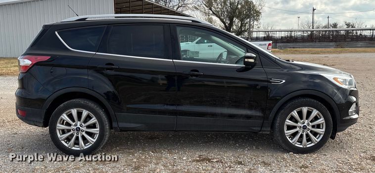image for item ED2400 2017 Ford Escape SUV