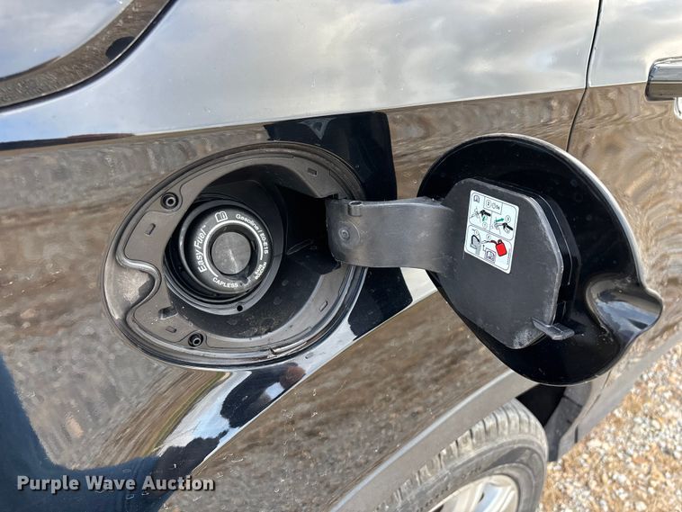 image for item ED2400 2017 Ford Escape SUV