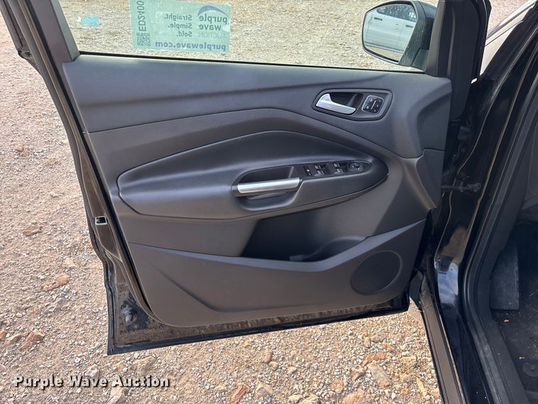 image for item ED2400 2017 Ford Escape SUV