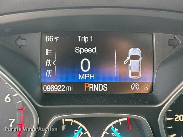 image for item ED2400 2017 Ford Escape SUV