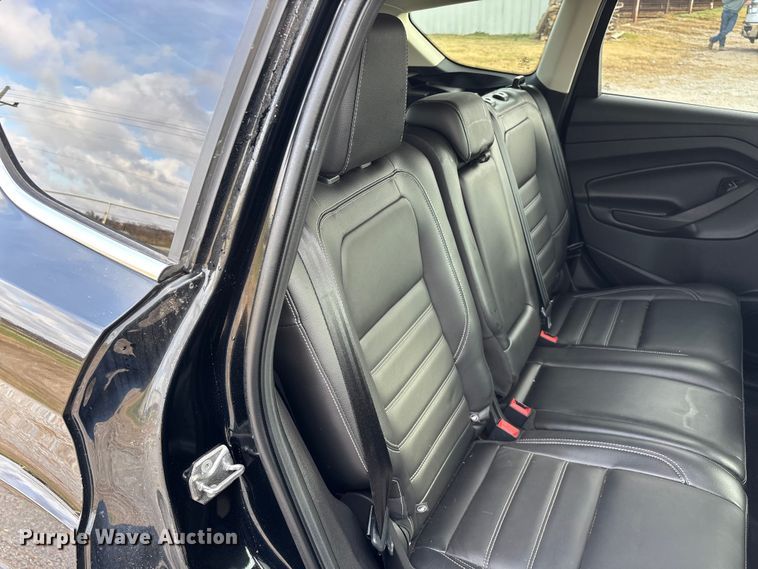 image for item ED2400 2017 Ford Escape SUV