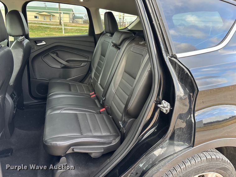 image for item ED2400 2017 Ford Escape SUV