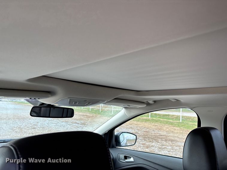 image for item ED2400 2017 Ford Escape SUV