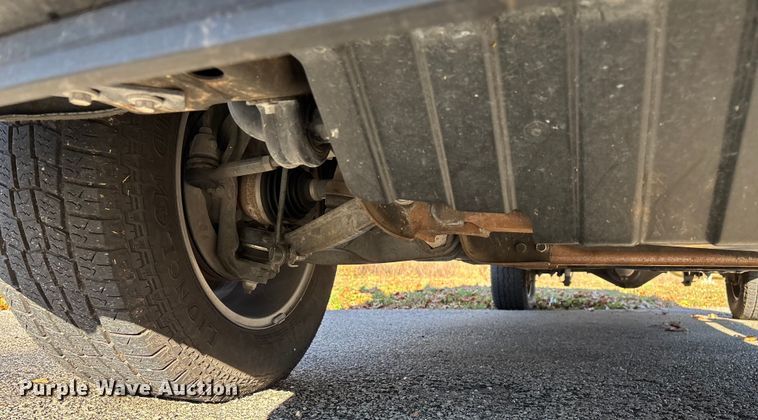 image for item ED2468 2023 Chevrolet Silverado 2500HD Crew Cab pickup truck