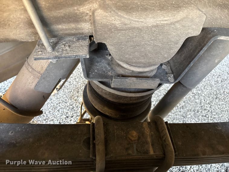 image for item ED2468 2023 Chevrolet Silverado 2500HD Crew Cab pickup truck