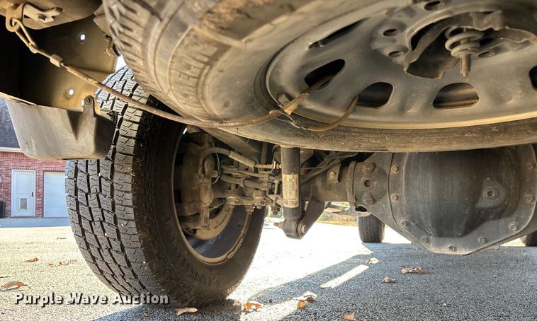 image for item ED2468 2023 Chevrolet Silverado 2500HD Crew Cab pickup truck