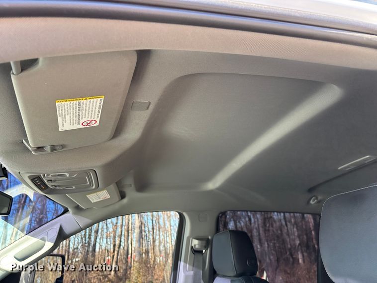 image for item ED2468 2023 Chevrolet Silverado 2500HD Crew Cab pickup truck