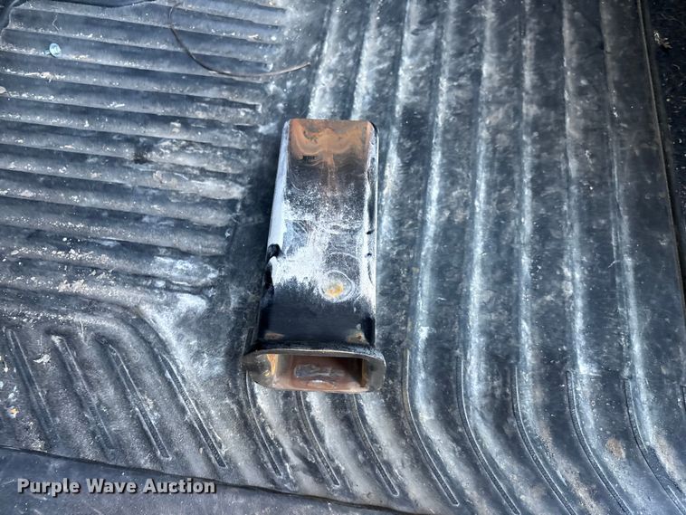 image for item ED2468 2023 Chevrolet Silverado 2500HD Crew Cab pickup truck