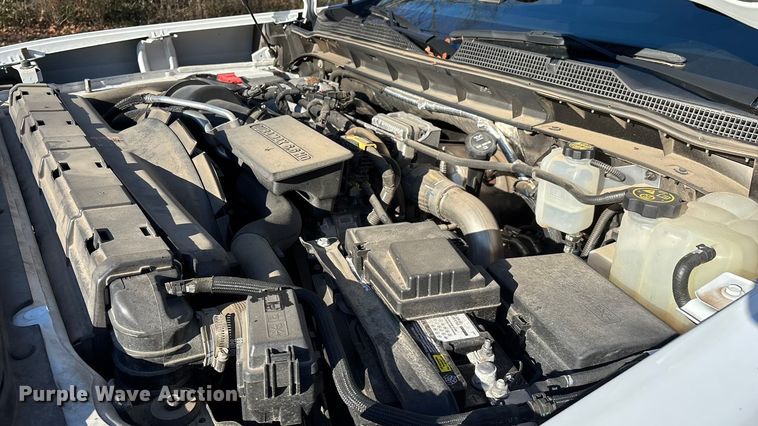 image for item ED2468 2023 Chevrolet Silverado 2500HD Crew Cab pickup truck