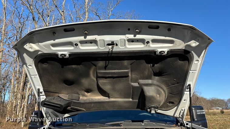 image for item ED2468 2023 Chevrolet Silverado 2500HD Crew Cab pickup truck