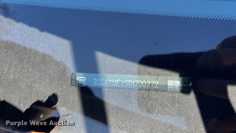 image for item ED2468 2023 Chevrolet Silverado 2500HD Crew Cab pickup truck