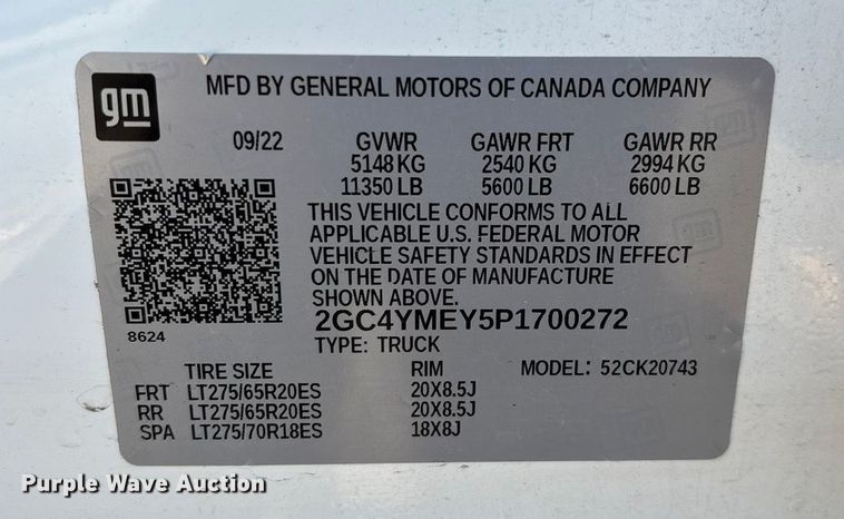 image for item ED2468 2023 Chevrolet Silverado 2500HD Crew Cab pickup truck