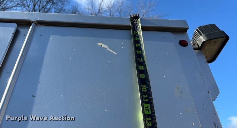 image for item ED2470 2019 Ford F250 Super Duty Crew Cab utility bed pickup truck