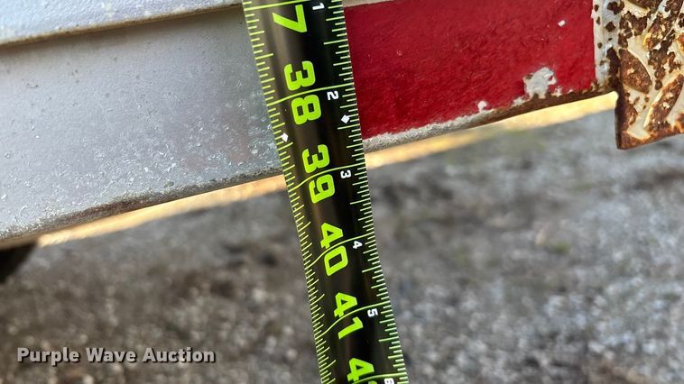 image for item ED2470 2019 Ford F250 Super Duty Crew Cab utility bed pickup truck