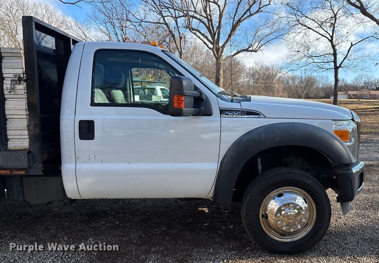 image for item ED2471 2011 Ford F550 Super Duty flatbed truck